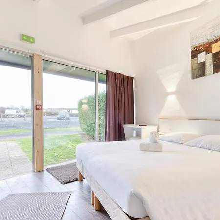 Дом отдыха Private Bedroom At La Jalousie Hotel