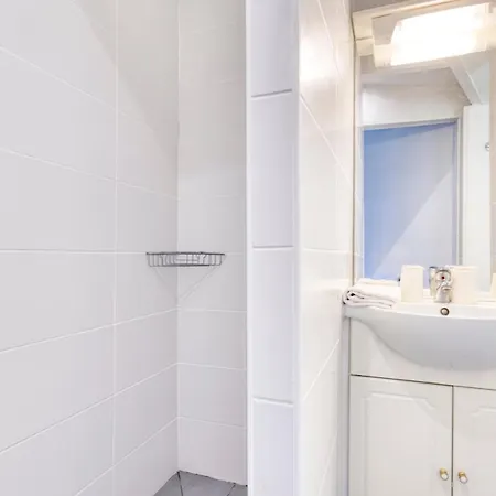 Private Bedroom At La Jalousie Hotel * Saint-Aignan-de-Cramesnil